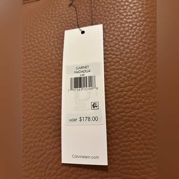 NWT Calvin Klein “Garnet” Shoulder Bag. Approx measurements as pictured - Picture 2 of 14
